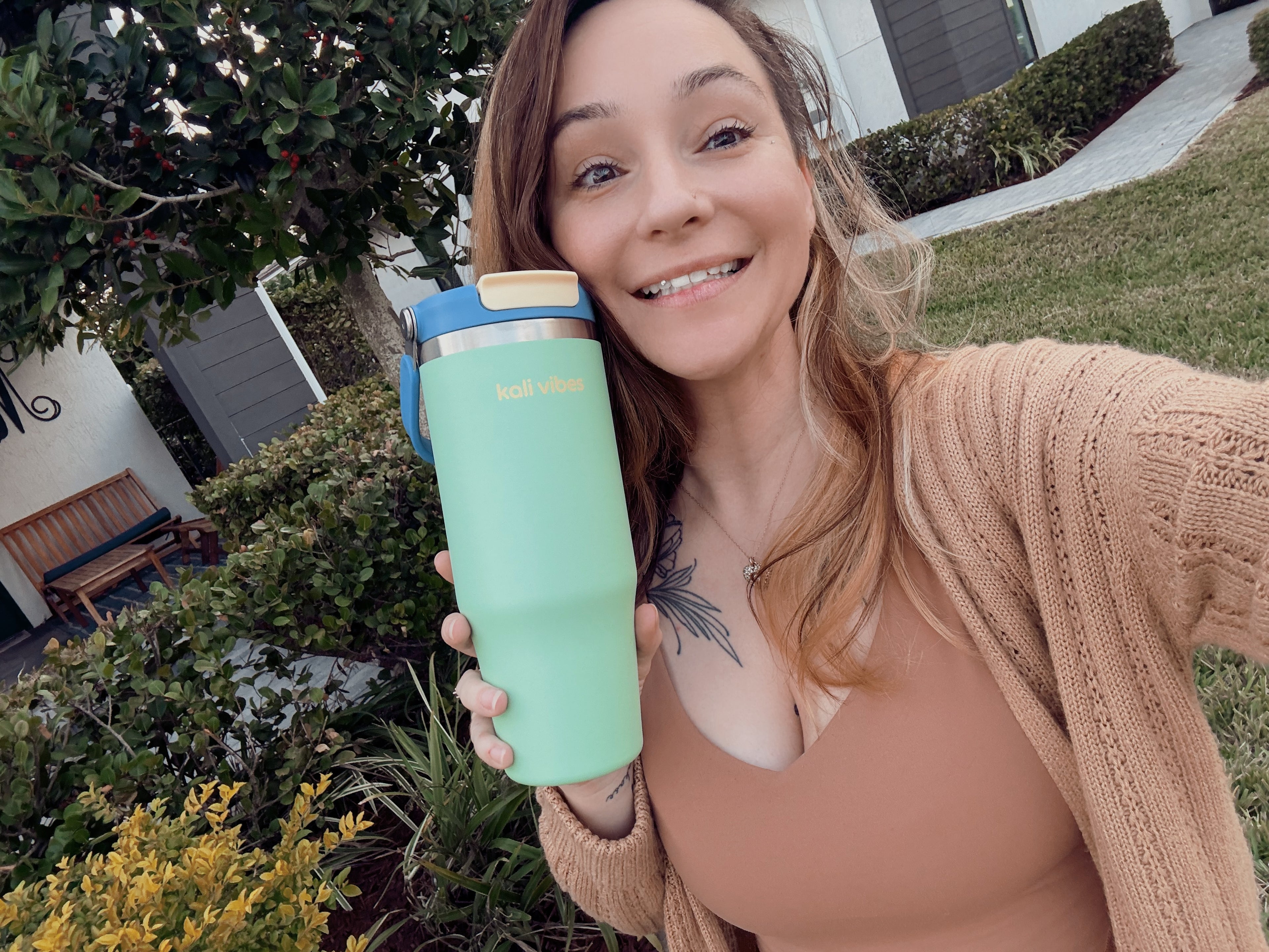 LuxeGrip Tumbler – 32oz